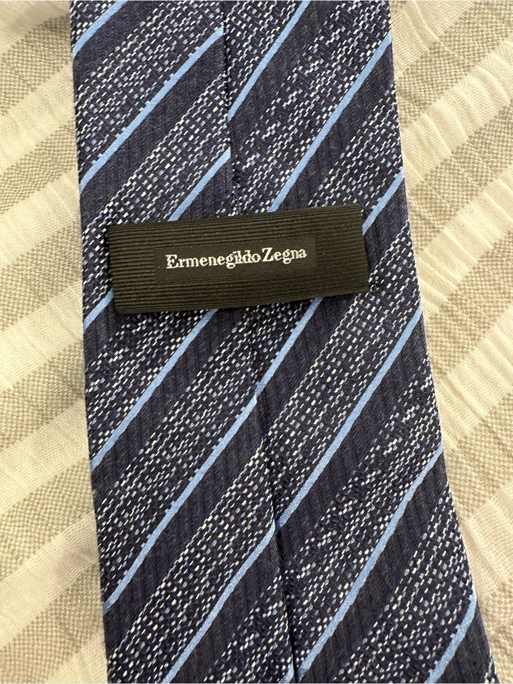 Ermenegildo Zegna Navy Blue Striped Men’s Silk/ Wool blend Tie Made in Italy